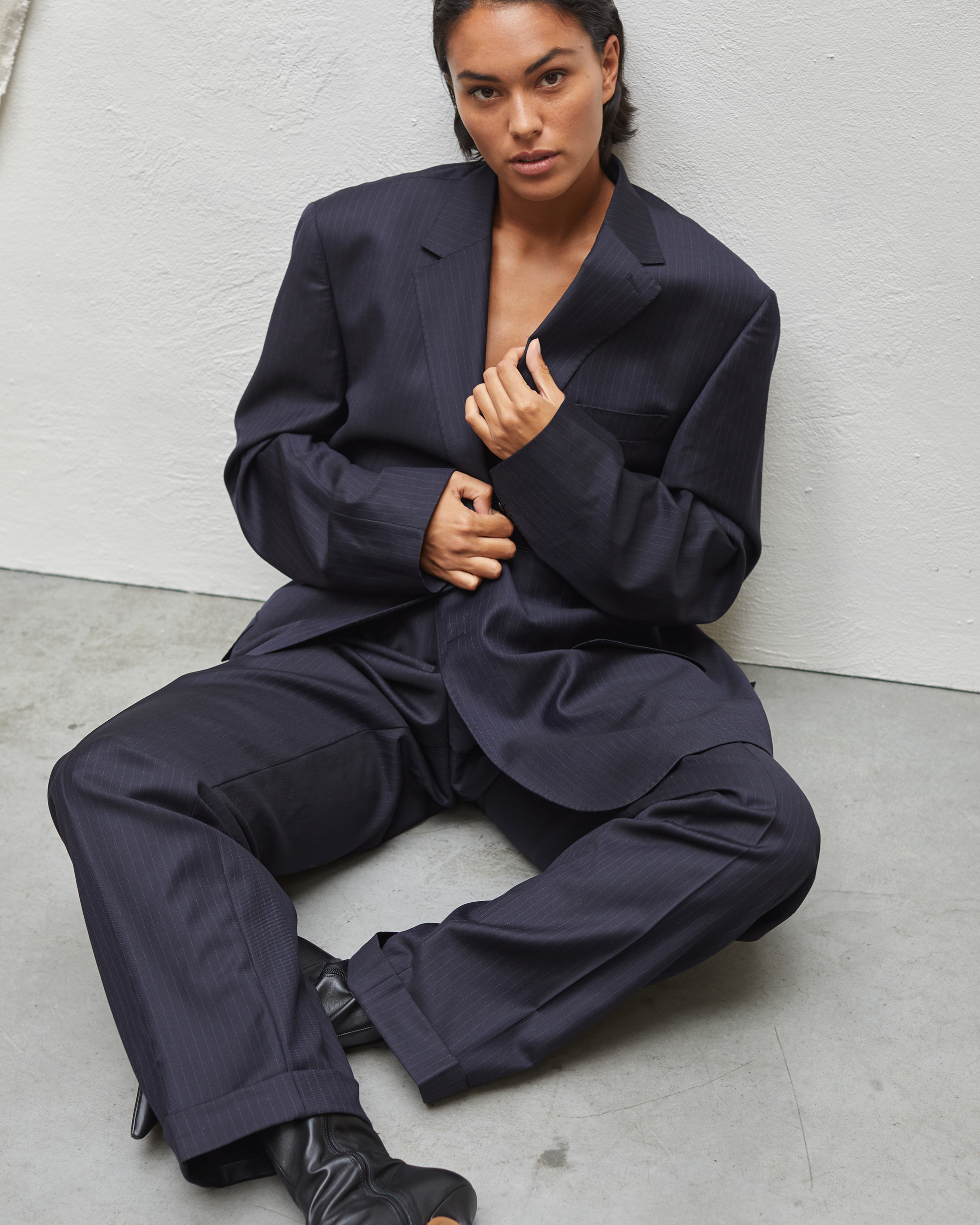 Maria M. Navy blue pinstripe oversized suit extra long size L XL